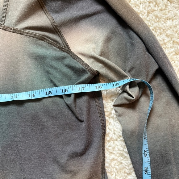 Indyeva Women’s Luz II Long Sleeve Shirt. Size Medium. Good Condition! - Picture 5 of 6